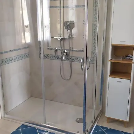 Casa Vacanze U Puzzu Apartment
