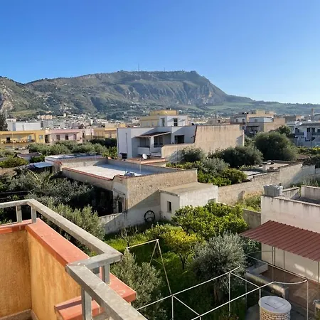 Casa Vacanze U Puzzu Apartment Trapani